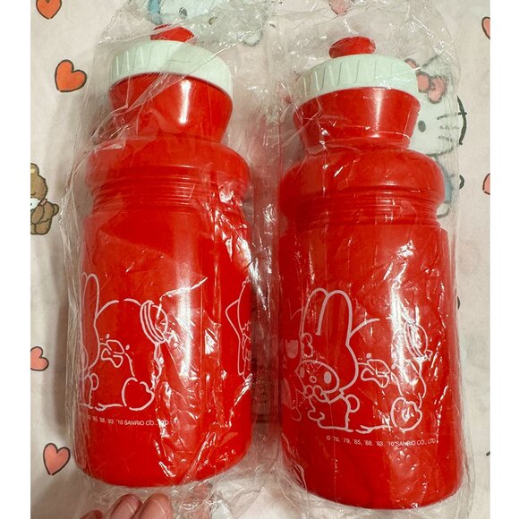 RARE Sanrio 50th Red Plastic Sports Water Bottles - Picture 3 of 6